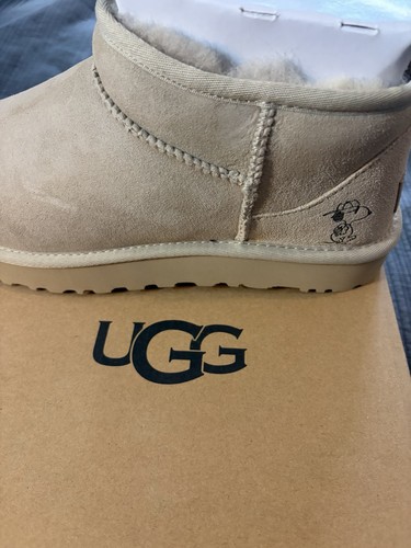 Uggs snoopy exclusive - snoopy, collab
